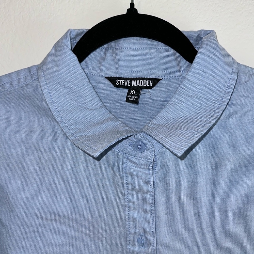 Steve Madden Men’s Blue Dress Shirt - Picture 2 of 5